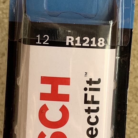 Bosch Spectrum DirectFit 12” Rear Wiper Blade R1218 - Picture 4 of 9